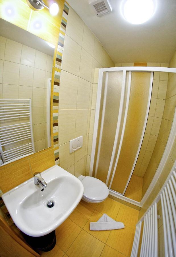ホテル Privat Galfy Vysoké Tatry エクステリア 写真