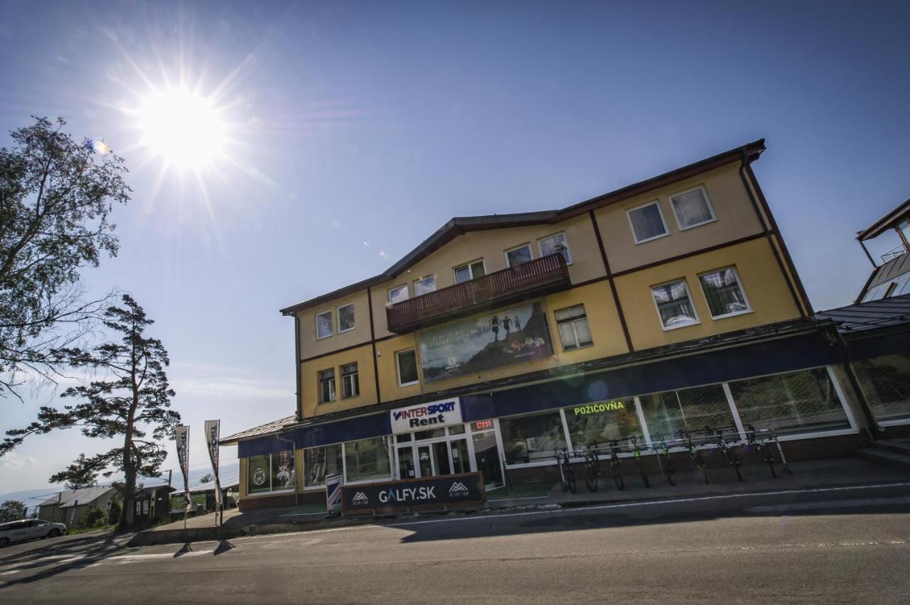 ホテル Privat Galfy Vysoké Tatry エクステリア 写真