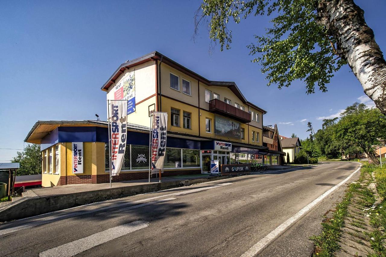ホテル Privat Galfy Vysoké Tatry エクステリア 写真