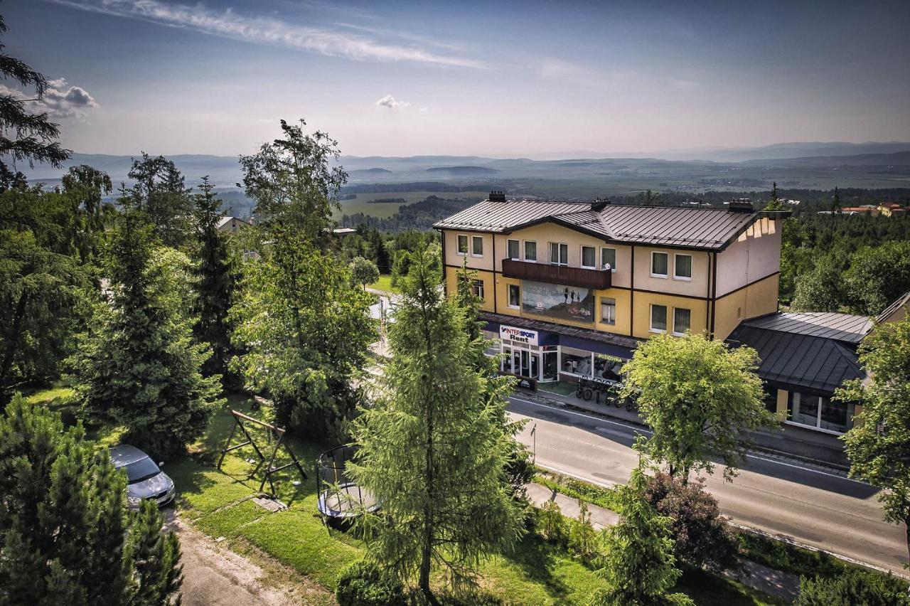 ホテル Privat Galfy Vysoké Tatry エクステリア 写真